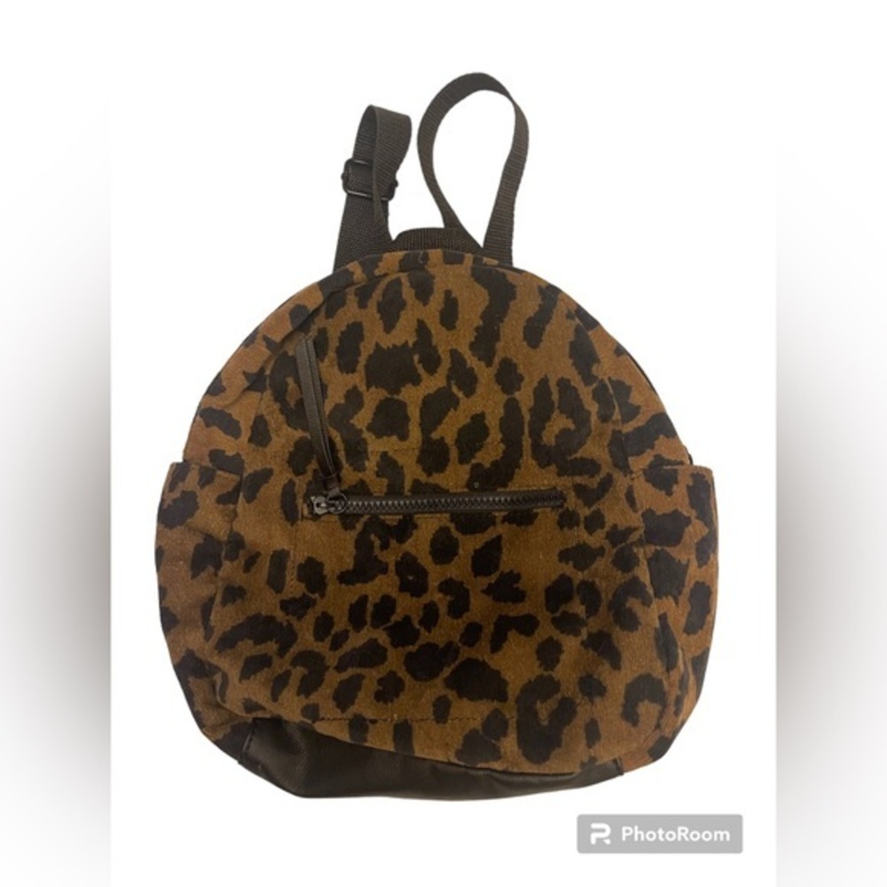 Like New Leopard backpack purse